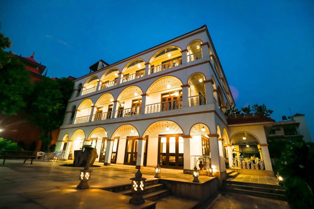 Saptapuri By Royal Orchid Hotels Limited Варанаси Экстерьер фото